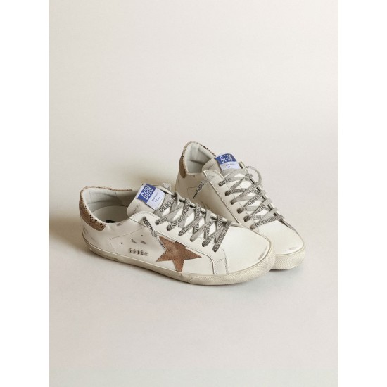 Super-Star with a tobacco suede star and beige heel tab